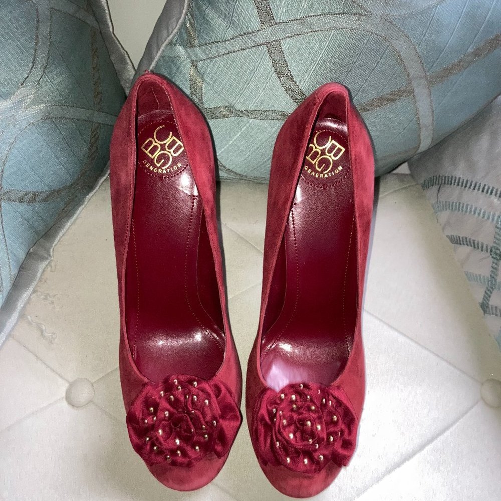 BCBG Pumps
